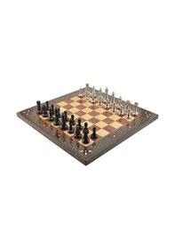 Resim Gifthome Premium Black Metal Klasik Satranç Takımı Ve El İmali Masif Ahşap Düz Gül Tahtası 45x45x2 Cm. 