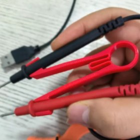 Resim Pratik Multimetre Prob Tutucu, Tek Elle Kullanım Yardımcı Aracı - Ekipmanı/Veri Kaydını Ayarlamak İçin Metre Kablosunu Güvenle Tutan, Yaygın Noktalı Problara Uyumlu Evrensel Tip, Devre Tamir Aksesuarları, Bileşen Test Kabloları 