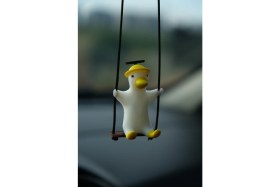 Resim Balkhoon Şapkalı Sallanan Ördek (Sarı Şapka) Dikiz Aynası Süsü Hediyelik Eşya Universal Uyumlu 