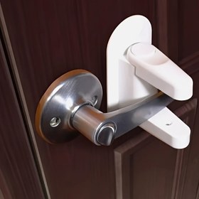 Resim SecureGuard Kapı Kolu Kilidi - Kolay Kurulum, Alet Gerektirmez, 2 Düğme Basma, 90° Dönebilen Kolu, Cilalı Metal Yüzey, Dayanıklı ve Güvenilir Ev Güvenliği ve Huzur İçin 