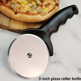 Resim Paslanmaz Çelik Pizza Kesici - Mükemmel Dilimler Oluşturan, Hem Ev Hem de Ticari Pişirme İçin Uygun, Pürüzsüz Kayan Bir Silindir Bıçak. 