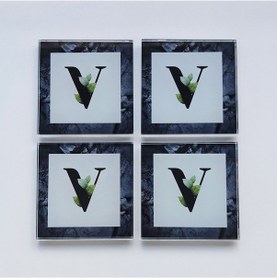 Resim Decorita Cam Bardak Altlığı V Harfli Tasarım 4'lü Takım 10 x 10 CM Çok Renkli 