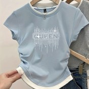Resim Kadınlar İçin Yazlık Renk Bloklama Faux İki Parça Kısa Kollu Tişört, Pilili Bel Büzgülü, Esnek Pamuklu, Cesur Harf Grafikli ve Yuvarlak Yaka - Siyah Beyaz Casual Şık Üst 