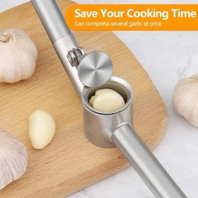 Resim Çelik Sarımsak Presi – Sarımsak Kesici, Sarımsak Ezici, Sağlam Paslanmaz Çelik Saplı, Pratik Bir Mutfak Yardımcısı ve Mutfak Aleti, 15,8 x 5 cm 