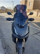 Resim Motocam Honda Adv 350 Siperlik Ön Cam 2023 2024 Model 60cm Siyah Renkli 4mm Orta Boylu Cam 