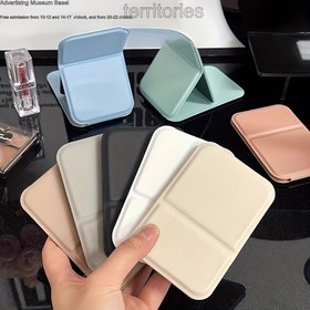 Resim Şık Minimalist Katlanabilir Makyaj Aynası - Taşınabilir, Yüksek Estetik Kompakt Ayna, Öğrenci Yurtları, Seyahat Dostu, Plastik Çerçeve, Yağlı Kaplama, Öğrenci Yurt Odası Dekoru | Çağdaş Tasarım | Plastik Çerçeve Ayna 
