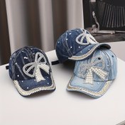 Resim Kadınlar İçin Taşlı Fiyonklu Denim Beyzbol Şapkası - Ayarlanabilir Güneş Şapkası, Açık Hava Modası için Mavi & Beyaz İki Tonlu Tasarım, Geniş Kenarlı Casual Şık Şapka, Kovboy Şapkası, Dayanıklı 