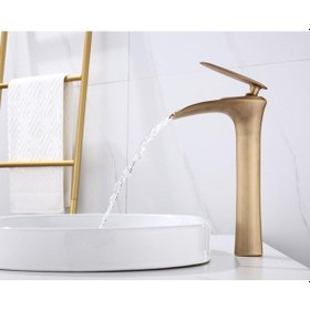 Resim İsaoğlu Yapı Şelale Lavabo Bataryası Mat Gold Lavabo Bataryası Şelale Akışlı Musluk Mat Altın Gold 