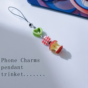 Resim Isırılmış Elma Oyun Seti Charm: Yeşil Kalp ve Kırmızı Kareli Elma - Y2K Tarzı Telefon Zinciri - Değerli Taş Yok - Akrilik Malzeme 