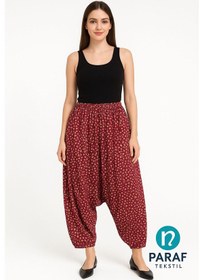 Resim Kadın Yukardan Ağlı Rahat Kalıp Muhtelif Renk Desenli Dokuma Kumaş Köy Şalvarı Çok Renkli 