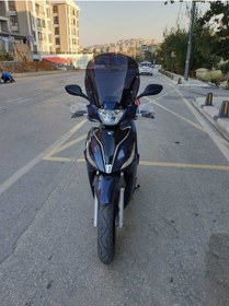 Resim Motocam Kymco People S 200 Siperlik Ön Cam 2021 2024 Model 38cm Siyah Renkli 4mm Kısa Spor Cam 