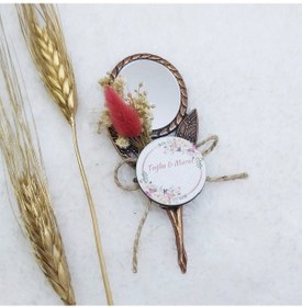 Resim Kuru Çiçek Süslü Melek Ayna Ahşap Isimlikli Nikah Şekeri(30 Adet) 