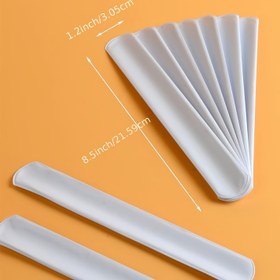 Resim 24 adet Beyaz Tokat Bileklikleri, Doğum Günü, Cadılar Bayramı, Noel için DIY Toka Bandları Parti İyilikleri, Boş Yumuşak Bilezik Okul El Sanatları Projeleri, DIY Boyama, Korsaj, Vinil Sarma 