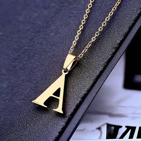 Resim 1 adet Yaratıcı Moda Paslanmaz Çelik 26 Harf Kolye, Erkekler için Hediye Kolye 
