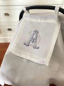 Resim Monogram İşlemeli Keten Puset Örtüsü - Bebek İsim Baş harfleri / Gümüş Sim/Lacivert 
