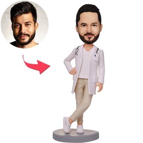Resim Çapraz Bacaklı Doktor Bobblehead - Kişiye Özel & Kazınmış Metinli | Mizahi Hediye - 18cm / Hareketli Kafa 
