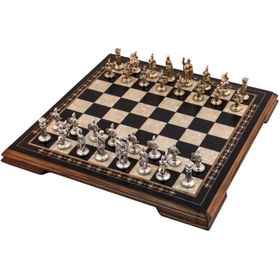 Resim Helena Wood Art Flat Ayaklı Metal Figürlü Satranç Takımı 