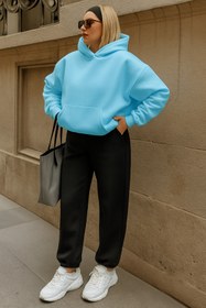Resim classy moda “Kadın Oversize Eşofman Takımı - Rahat Kapüşonlu Sweatshirt ve Pantolon” 