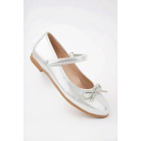 Resim Bıyık Fiyonk Gümüş Star Kız Çocuk Ayakkabı 