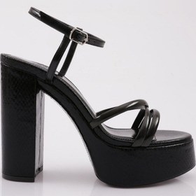 Resim Dgn 28 Kadın Bilekten Bağlama Kalın Taban Topuklu Ayakkabı 28-2125-R145206 Siyah 