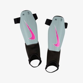 Resim Nike Charge Çocuk Gri Futbol Tekmeliği 