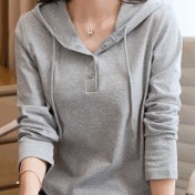 Resim Kadınlar için Açık Gri Kapüşonlu Üst - Günlük Uzun Kollu Ön Düğmeli, İpli Kapüşonlu ve Cepli, Makinede Yıkanabilir Polyester Karışımı, İlkbahar/Sonbahar için İdeal 