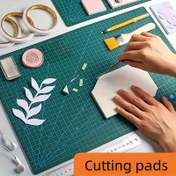 Resim 1 adet Dayanıklı PVC Kesme Matı, DIY El Sanatları için Çoklu Boyutlu (A3/A4/A5) Ölçüm Kılavuzları ile, Dikiş ve Deri Oyma için İdeal, Kendi Kendine Yapan El Sanatları Çalışma Padı, Rastgele Renk, Hassas Kesme Aracı Aksesuarı 