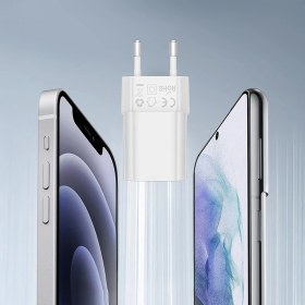 Resim Wiwu WI-G015 Cube Serisi Gan Tech Pd Hızlı Şarj Özellikli Mini Şarj Başlığı 33W Beyaz 