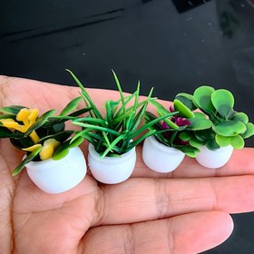 Resim 4 Adet Minyatür Yapay Saksı Bitkisi Seti - Gerçekçi Sahte Bonsai ve Çiçek Yeşilliği, Dayanıklı Reçine Kare Saksılar, Elektrik Gerektirmez - Bebek Evi, Minyatür Bahçe, Evrensel Tatil Dekorasyonu için Çok Yönlü Dekor 