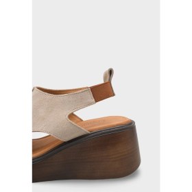 Resim Capone Outfitters Brena Hakiki Süet Çapraz Bantlı Dolgu Topuk Kadın Sandalet 