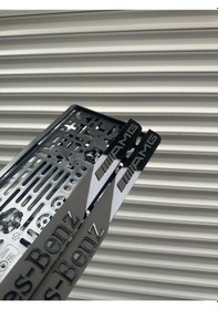 Resim Vipplaka Mercedes Uyumlu Ortası Mat Plakalık 