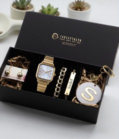 Resim Northwatch Kişiye Özel Kadın Hediye Kutusu – Altın Saat İsimli Bileklik Küpe ve Harfli Anahtarlık Seti 