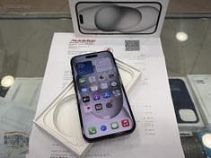 Resim Apple iPhone 15 İkinci El TR | 128 GB | Siyah İkinci El İPHONE 15 128 GB SİYAH 5 AY APPLE TÜRKİYE GARANTİLİ TERTEMİZ