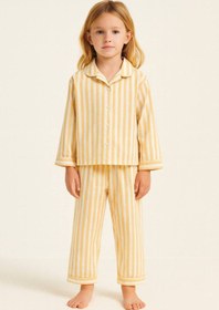 Resim Genel Markalar Unisex Çocuk Sarı Çizgili Çantalı Pijama Takım 