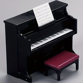 Resim 1 Adet Mini Siyah Piyano, Tabure ve Müzik Notası ile, Mikro Peyzaj Sanatı Dekorasyonu için DIY Süsleme Kiti, Yaratıcı El Sanatları Dekor Hediyesi, Piyano Aksesuarları, Simülasyon Piyano, Mini Model, Piyano Aksesuarları 