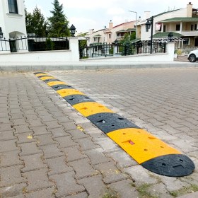 Resim İleri Trafik Kauçuk Destekli Yol Kasisi 3,5 Metre Set 