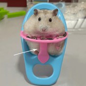 Resim Dayanıklı Plastik Hamster Oyun Sandalyesi - Yumuşak Pembe Döşeli Oturma Yeri, Güvenli Tutma Kolları ve Kafes Dekoru ile Küçük Hamsterlar İçin Aksesuar (Rastgele Renk), Hamster Ekipmanları 