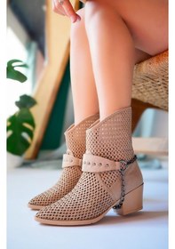 Resim Muggo Burning Garantili Kadın Lazer Kesim Zincir Detaylı Delikli Kovboy Yazlık Topuklu Festival Bot Bej 