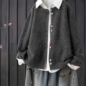 Resim Kadınlar İçin Oversize Noel Hırkası, Renkli Gökkuşağı Düğmeleri, Japon Mori Tarzı, Rahat Günlük Kesim, Yuvarlak Yaka Yumuşak Örgü, 2025 Noel & Kış Kazak, Konforlu Bol Kesim Sanatsal Ceket, Mutlu Noeller 