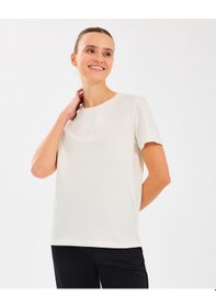 Resim Skechers W Essential Crewneck T-shirt Kadın Off White Tshirt S2510029-102 Beyaz 