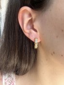 Resim Zirkon Taş Detaylı Halka Küpe 