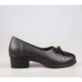 Resim Castle Black 24556 Hakiki Deri Ortopedik Siyah Kadın Günlük Anne Ayakkabısı 001 