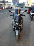Resim Motocam Voge Sr1 Siperlik Ön Cam 2023 2024 Model 62cm Şeffaf Renkli 4mm Orta Boylu Cam 