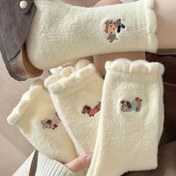 Resim 4 Çift Kadın Kış Sıcak Tüylü Çorap, Sevimli Karikatür ve Kadife Dolgulu, Düz Renk Örgü Kumaş, Polyester %90 Spandex %10, Elde Yıkanabilir, 300g/m² - Rahat Japon Tarzı Zemin Uyku Çorapları 