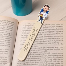 Resim Erkek Öğretmen Karikatürlü Çubuk Kitap Ayracı 