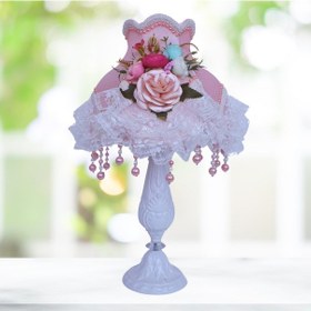 Resim Pudra Pembe Kadife Çiçek Dekorlu Abajur Metal Beyaz Ayak Model Ab Diğer 