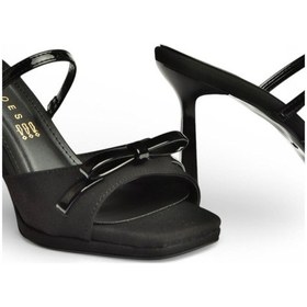 Resim Fox Shoes Y518710204 Siyah Kumaş İnce Topuklu Kadın Terlik Siyah 