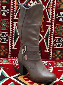 Resim atakan ayakkabı giyim çizme 