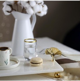 Resim Akayev Mermer Beyaz 30X20 CM Altın Ayak Ginkgo Sunum Tabağı 