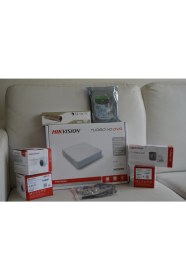 Resim Hikvision 4 Kameralı Güvenlik Kamera Seti 1080p Çözünürlük 500 GB Harddisk ile Güçlü İzleme 